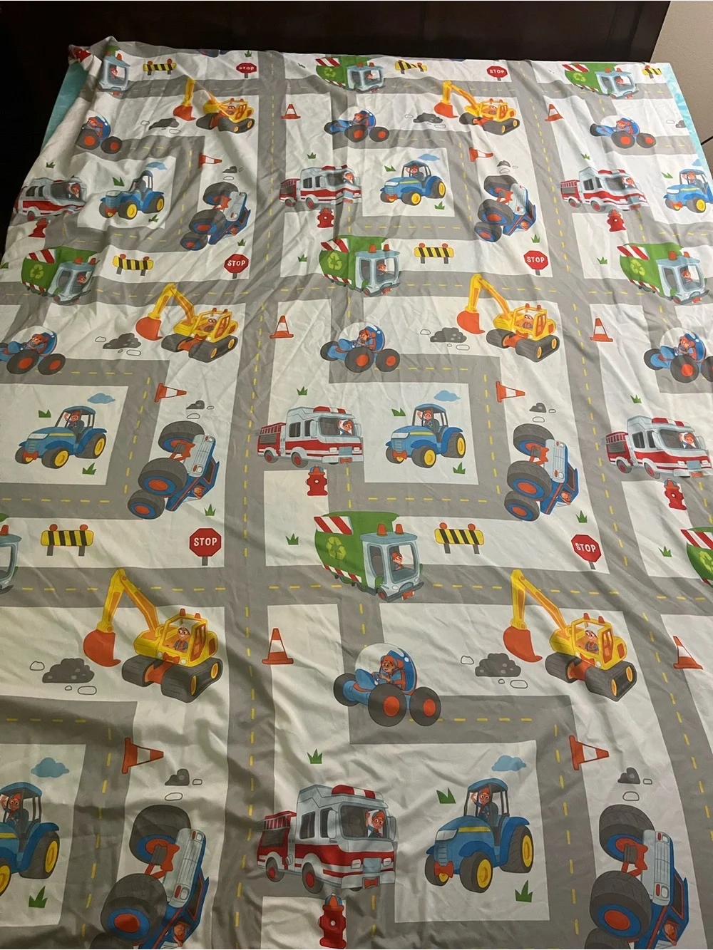 Blippi Twin Size Bed Set